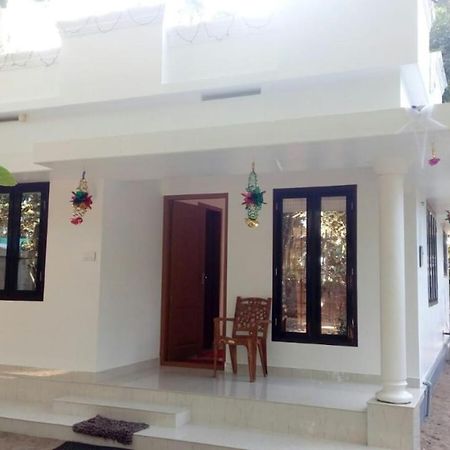 דירות צ'ראי ביץ' Coconut Garden מראה חיצוני תמונה